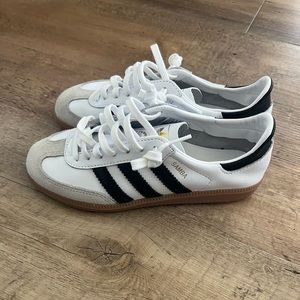 Adidas Samba Sneakers